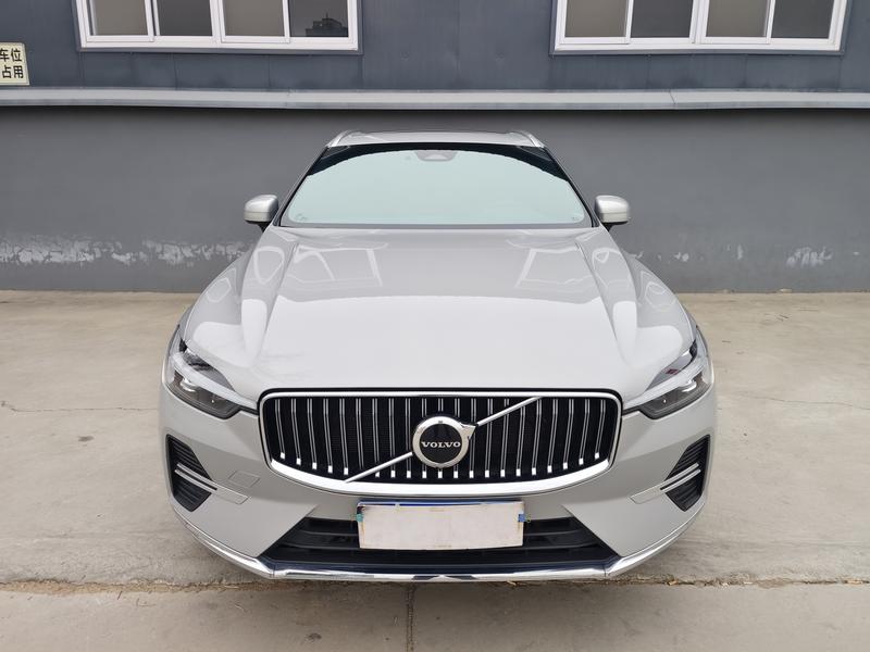 Volvo XC60, 2022 — фото 2 из 12