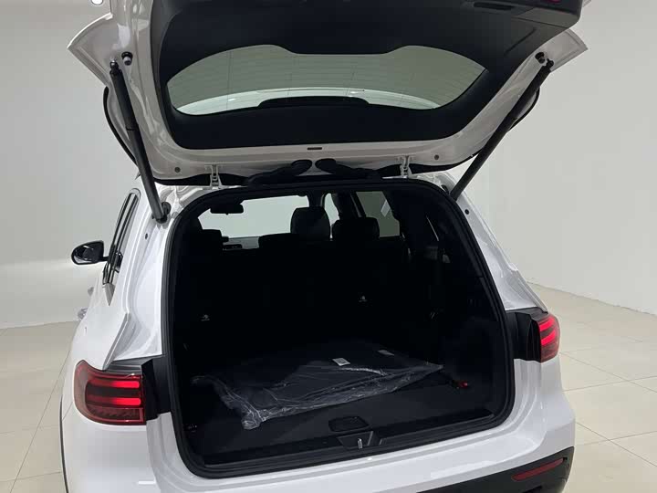 Mercedes-Benz GLB-Class, 2026 — фото 6 из 9