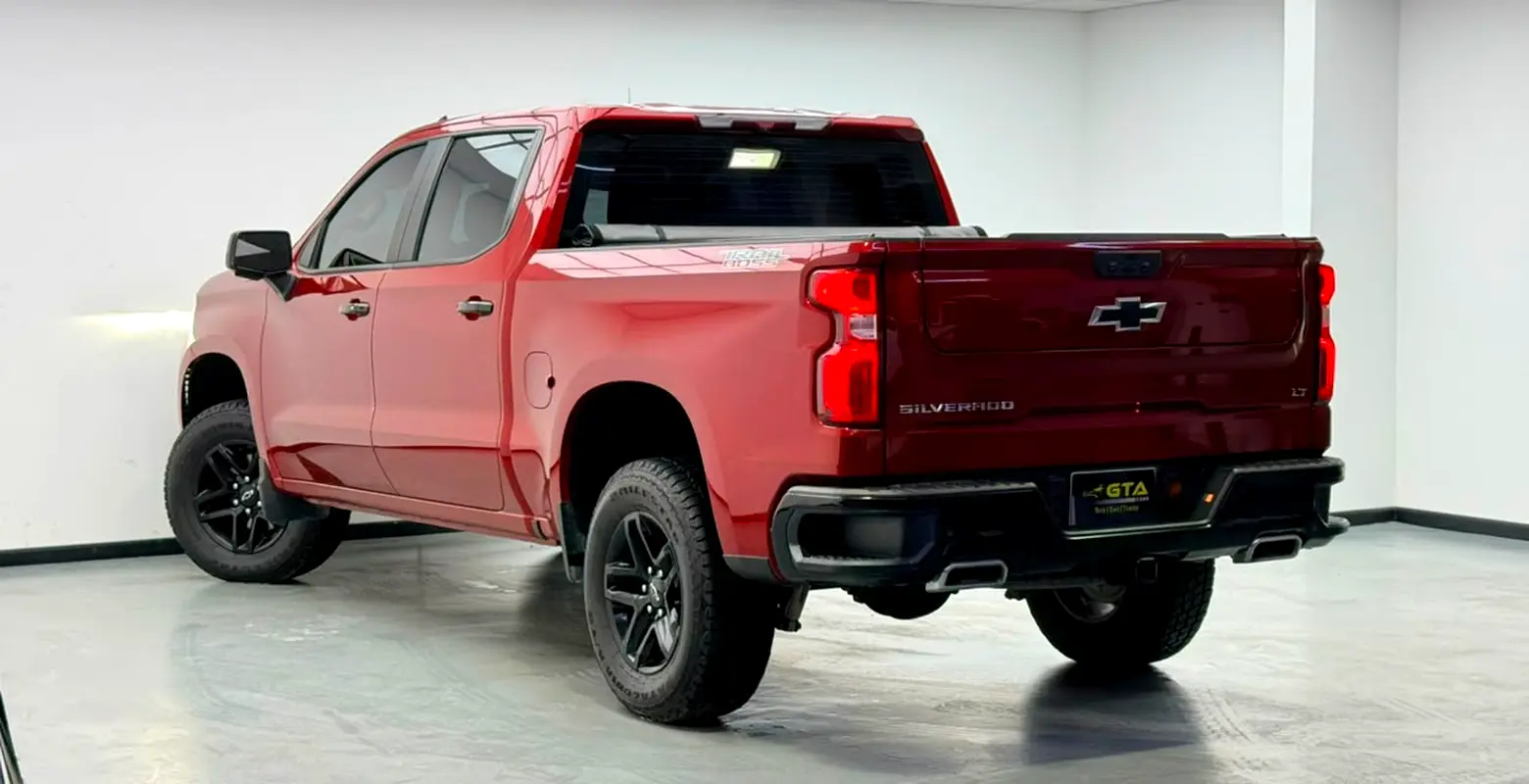 Chevrolet Silverado 1500, 2023 — фото 6 из 10