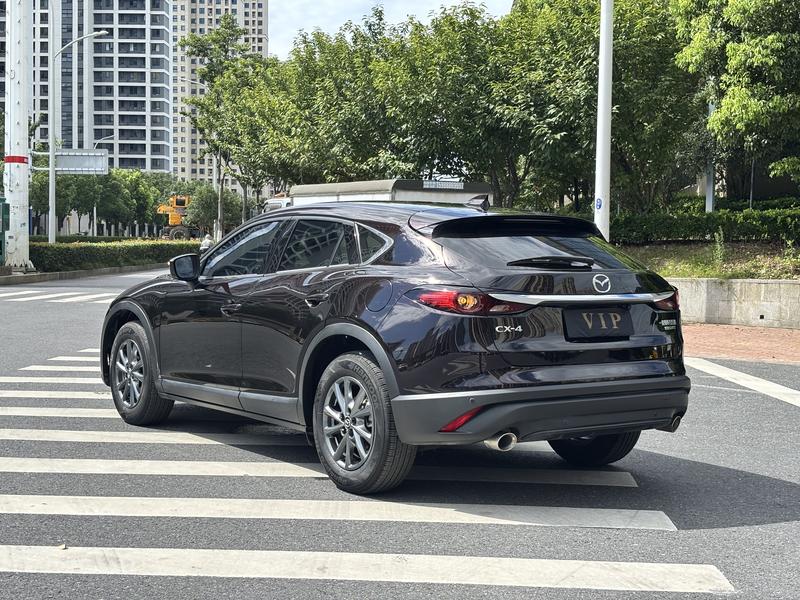 Mazda CX-4, 2023 — фото 4 из 12