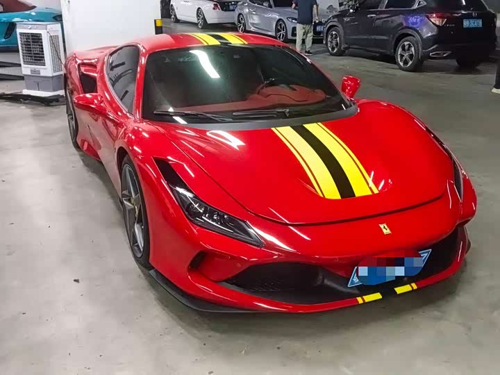 Ferrari F8, 2022 — фото 3 из 9