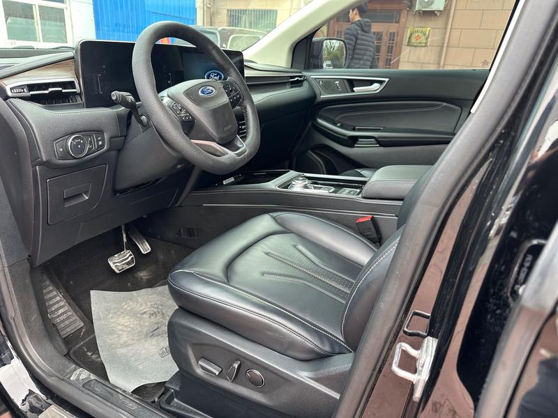 Ford Edge, 2022 — фото 9 из 12