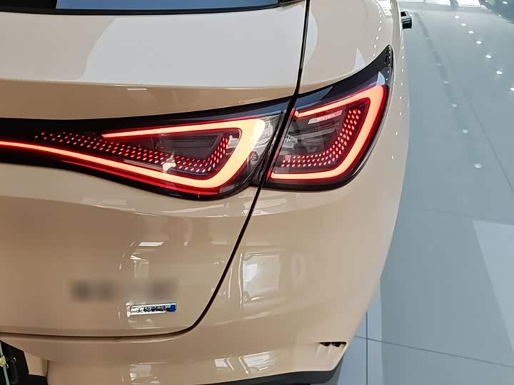 BYD Seal 06 GT, 2024 — фото 8 из 9