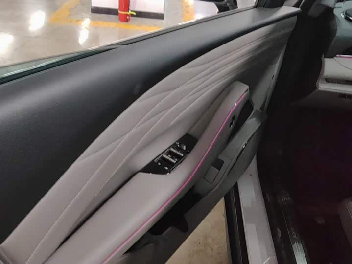 Geely Galaxy Starshine 8 EM-i, 2025 — фото 7 из 9