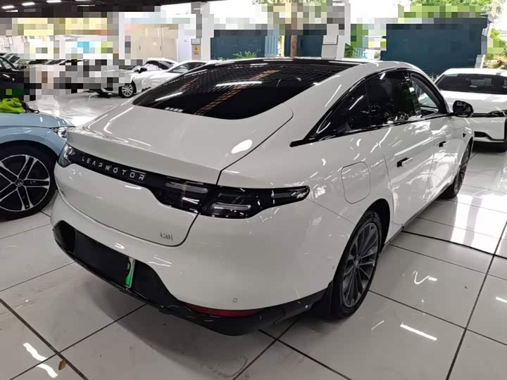 Leapmotor C01, 2024 — фото 7 из 9