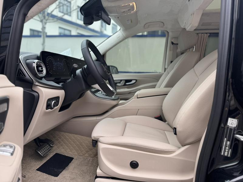 Mercedes-Benz V-Class, 2025 — фото 8 из 11