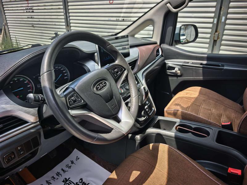 JAC Refine M3, 2023 — фото 8 из 12