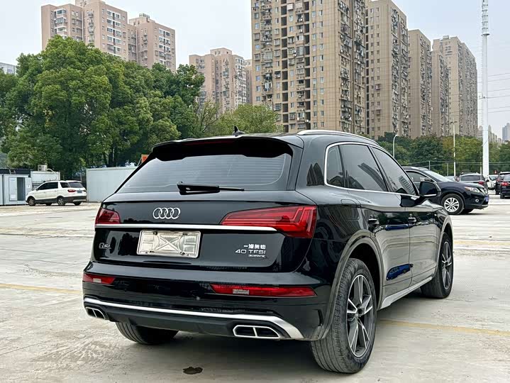 Audi Q5L, 2024 — фото 7 из 9