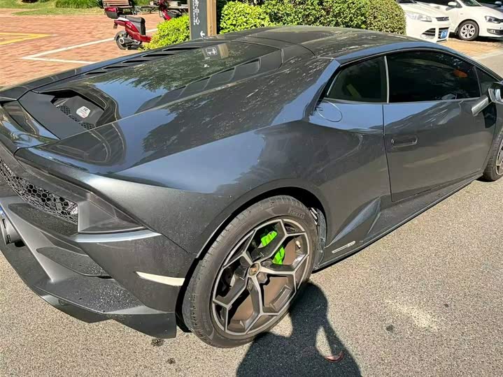 Lamborghini Huracán, 2023 — фото 3 из 9