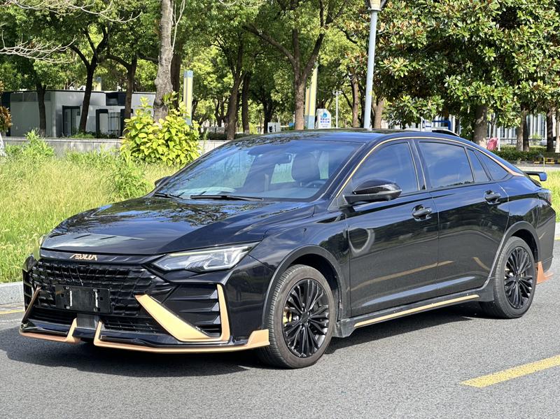 Dongfeng Aeolus Yixuan Max, 2022 — купить в Саратове под ключ