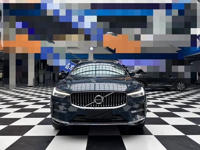 Volvo XC60, 2021 — фото 2 из 12