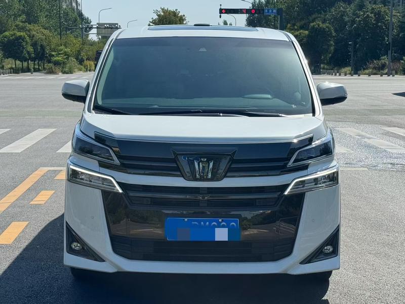 Toyota Vellfire, 2022 — фото 2 из 10