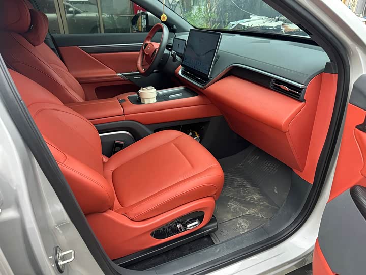 Dongfeng Yipai eπ 008, 2024 — фото 8 из 9