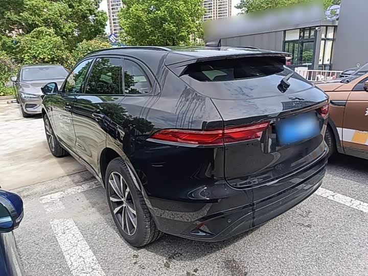 Jaguar F-Pace, 2023 — фото 5 из 9