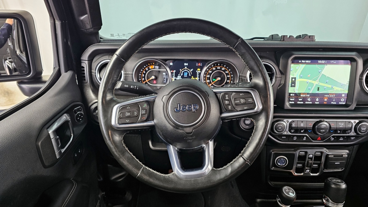 Jeep Wrangler, 2022 — фото 12 из 12