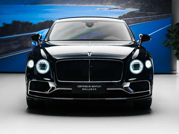 Bentley Flying Spur Hybrid, 2024 — фото 3 из 9