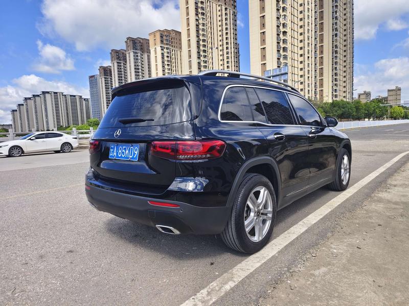 Mercedes-Benz GLB-Class, 2023 — фото 6 из 12