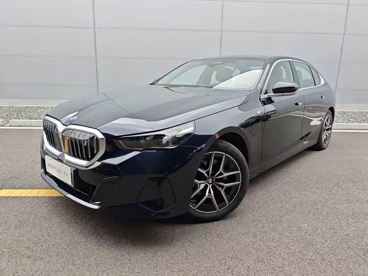 BMW i5, 2025 — купить в Брянске под ключ
