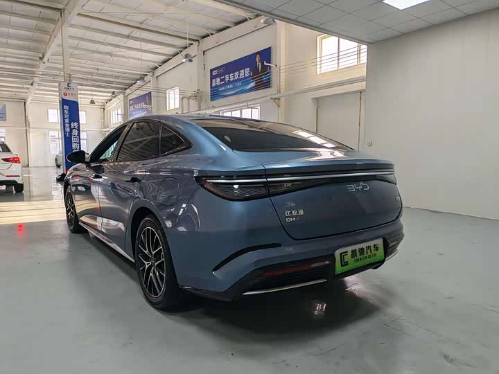 BYD Seal 07 DM-i Hybrid, 2025 — фото 6 из 9