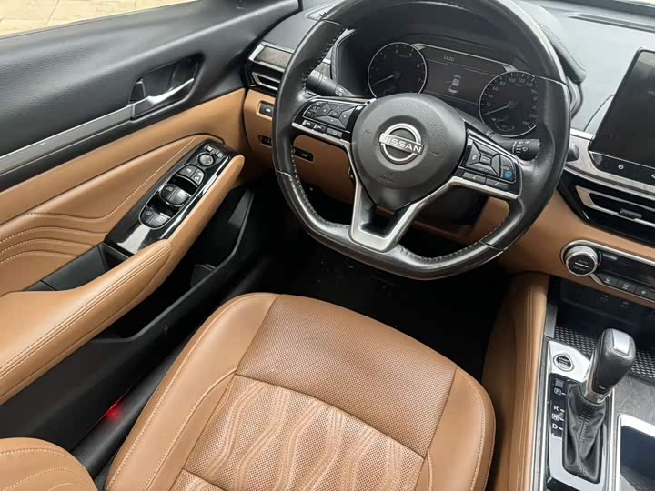 Nissan Teana, 2023 — фото 7 из 9