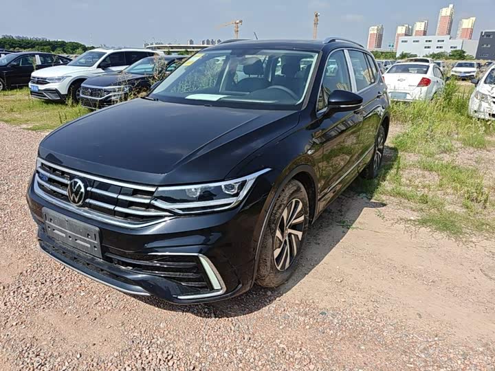 Volkswagen Tiguan L Hybrid, 2025 — купить в Костроме под ключ