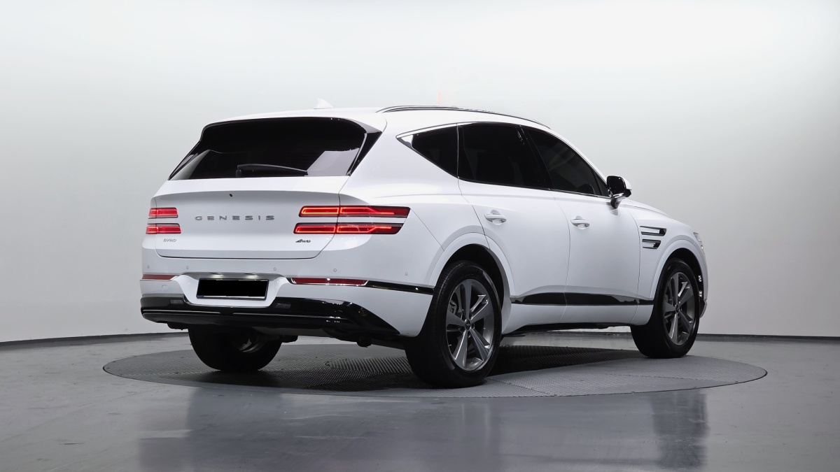 Genesis GV80, 2022 — фото 2 из 12