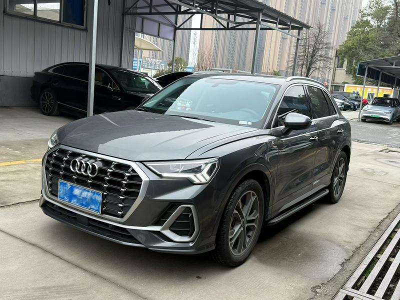 Audi Q3, 2022 — купить в Смоленске под ключ