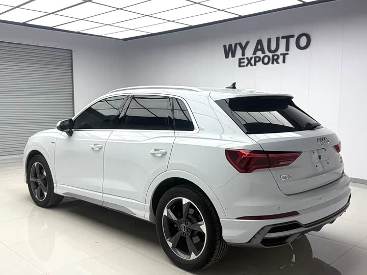 Audi Q3, 2022 — фото 5 из 9