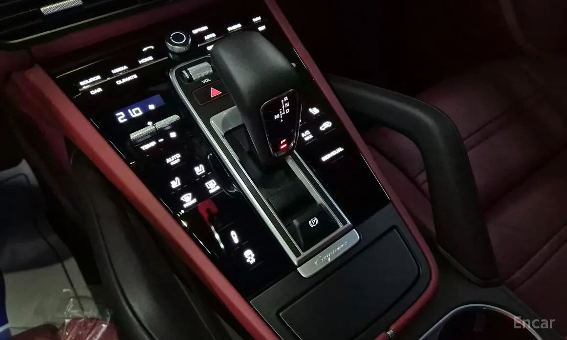 Porsche Cayenne, 2022 — фото 11 из 12