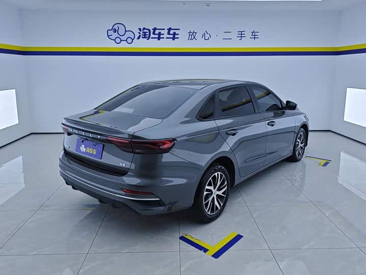 Geely Emgrand, 2025 — фото 3 из 9