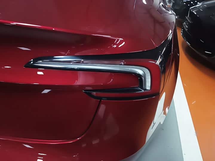 Tesla Model 3, 2025 — фото 8 из 9