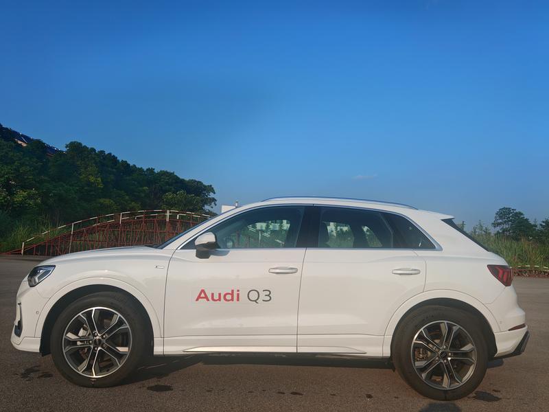 Audi Q3, 2025 — фото 4 из 12