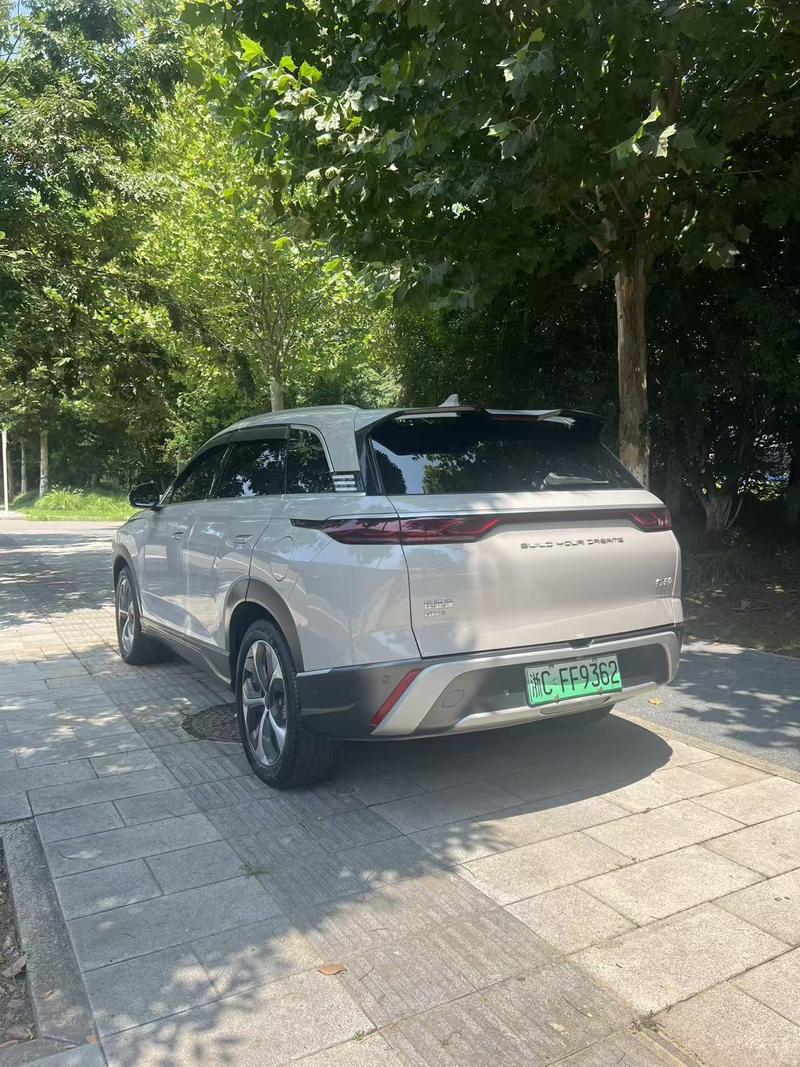BYD Frigate 07, 2023 — фото 3 из 7
