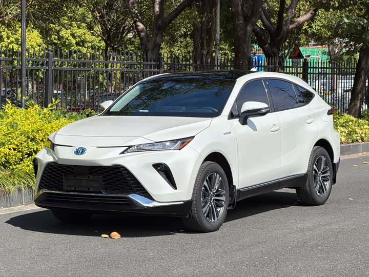 Toyota Venza, 2023 — купить в Брянске под ключ