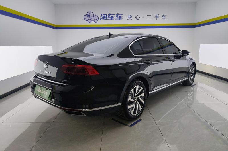 Volkswagen Magotan GTE Hybrid, 2023 — фото 3 из 12
