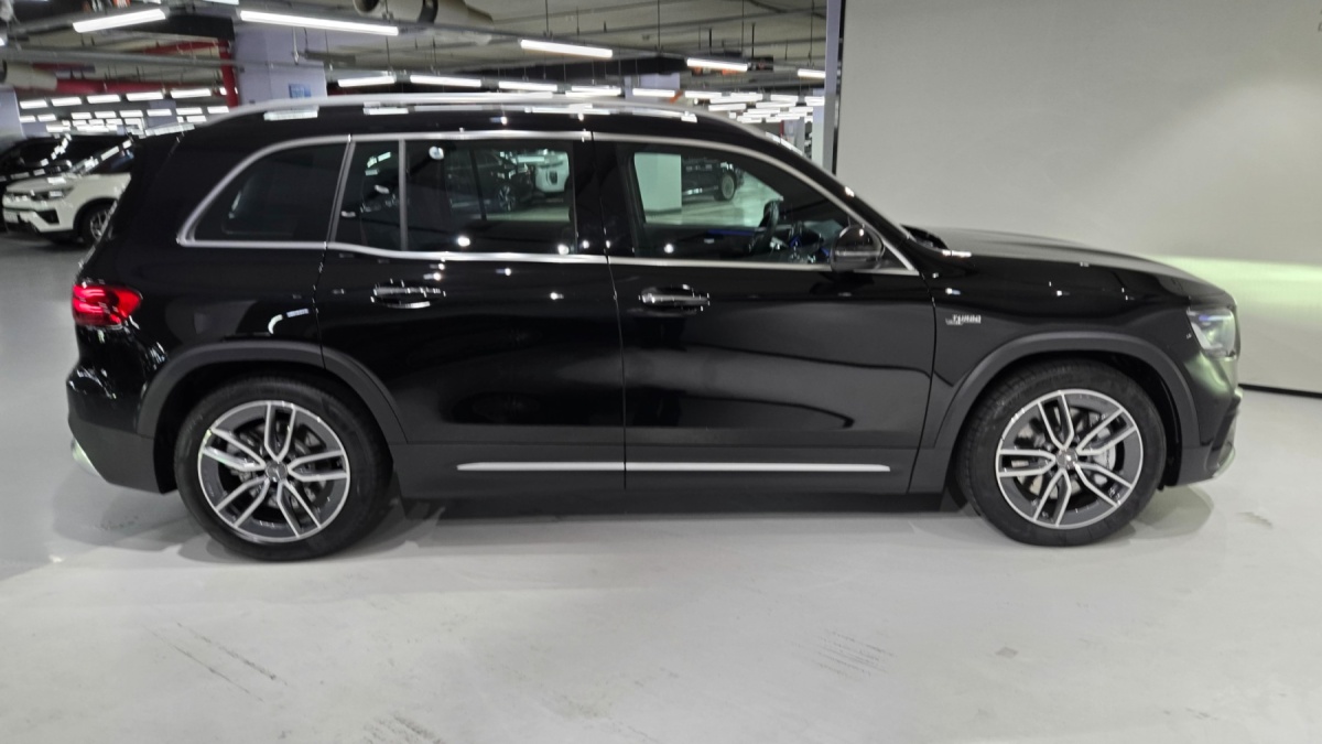 Mercedes-Benz GLB-Class, 2026 — фото 9 из 12