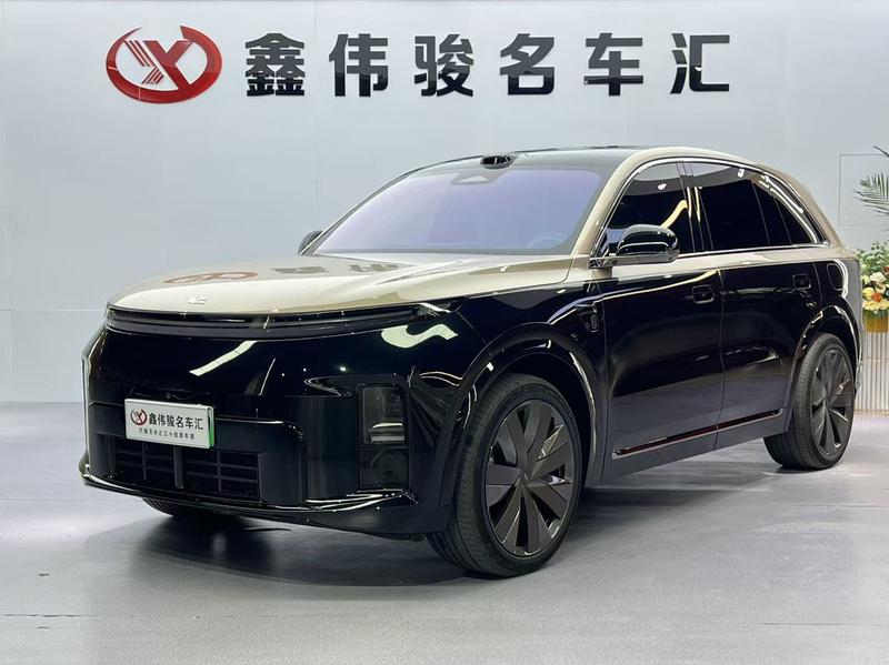 LiXiang L8, 2026 — купить в Санкт-Петербурге под ключ
