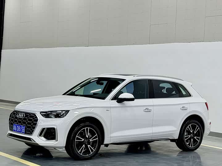 Audi Q5L, 2024 — фото 8 из 9