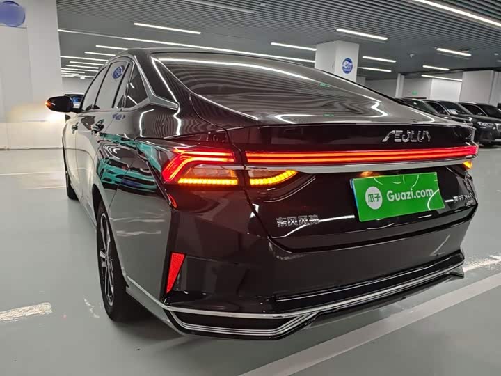 Dongfeng Aeolus Yixuan Max, 2024 — фото 5 из 9