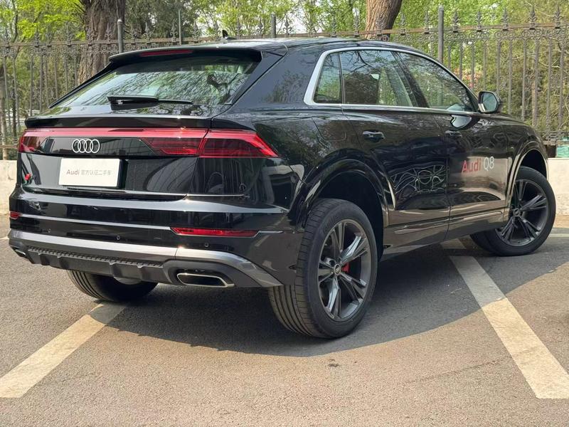 Audi Q8, 2025 — фото 4 из 10