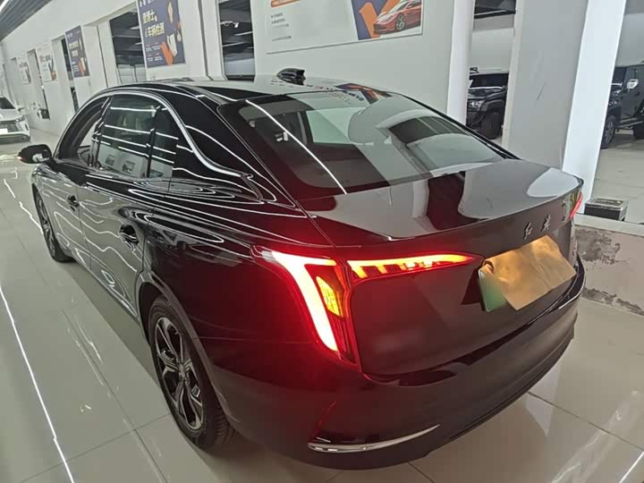 Hongqi E-QM5, 2024 — фото 5 из 9