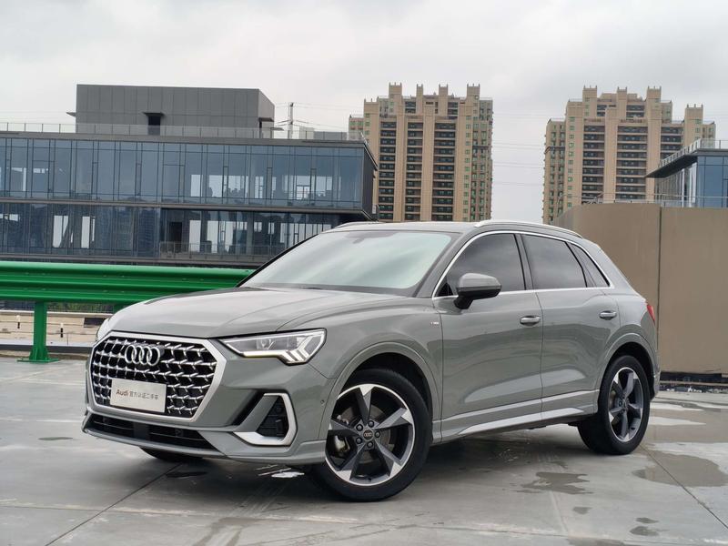 Audi Q3, 2023 — купить в Москве под ключ