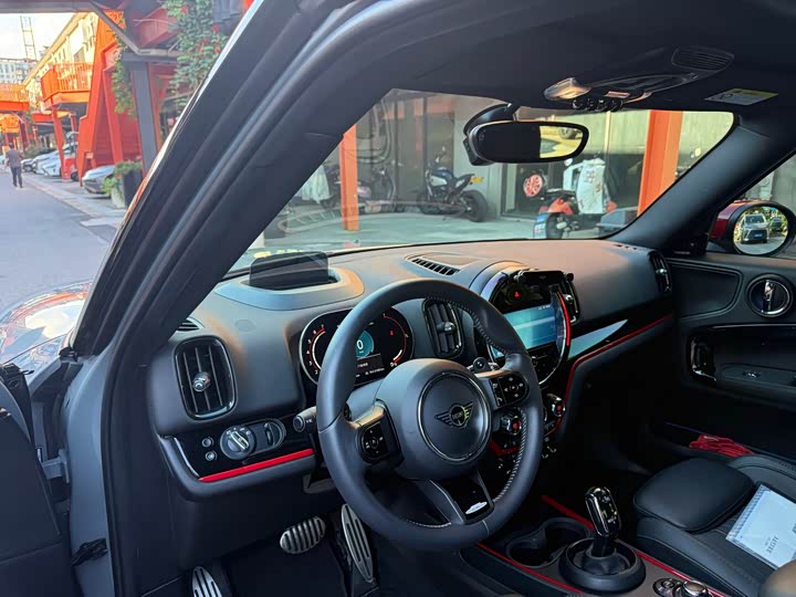 Mini Countryman JCW, 2022 — фото 7 из 9