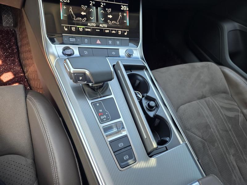 Audi A7L, 2023 — фото 9 из 12