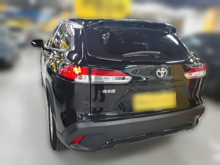 Toyota Corolla Cross, 2023 — фото 7 из 9