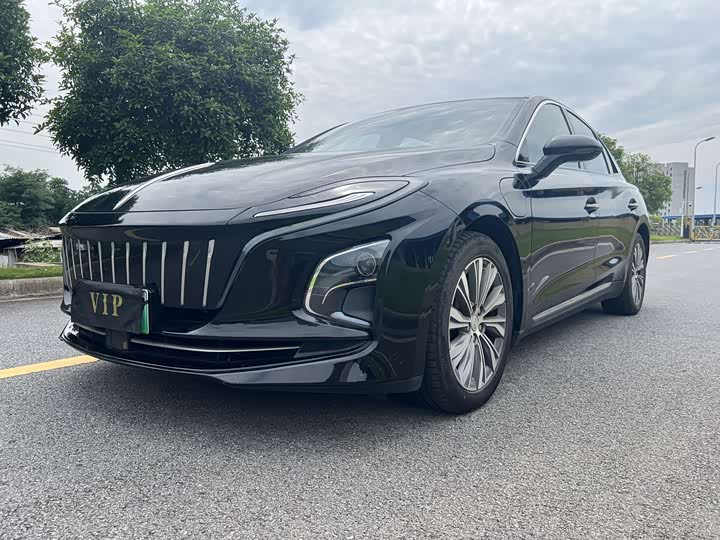 Hongqi E-QM5, 2023 — купить в Ульяновске под ключ