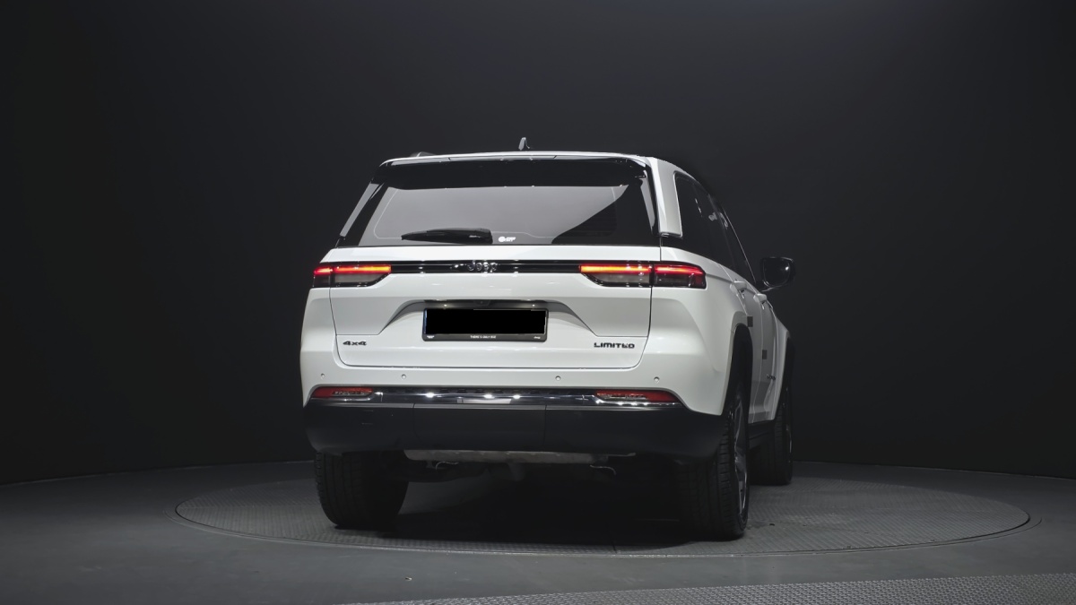 Jeep Cherokee, 2023 — фото 4 из 12