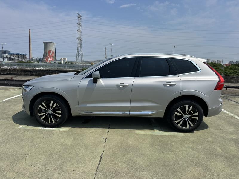 Volvo XC60, 2021 — фото 4 из 12