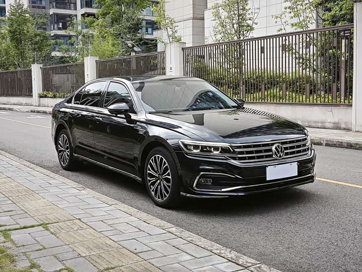 Volkswagen Phideon, 2023 — фото 3 из 9