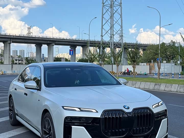 BMW 7 Series, 2023 — купить в Владимире под ключ